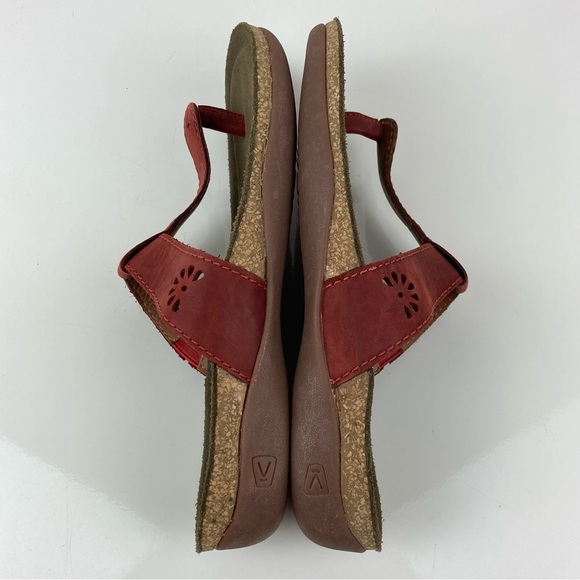 Keen Women’s Dauntless Red Leather Thong Flip Flop Sandals Size 5.0 - Picture 4 of 7